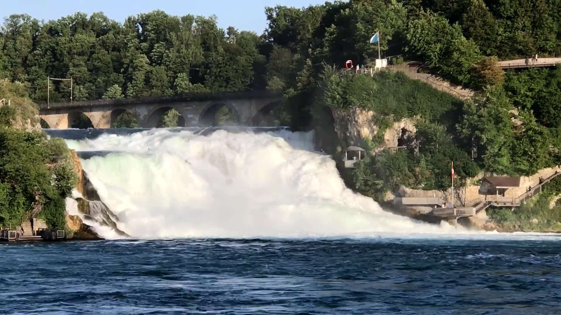 18: Rheinfall-18